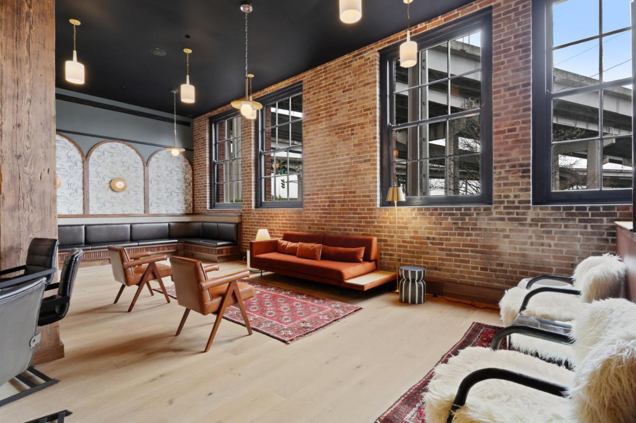Roami At The Lola Apartment New Orleans Exterior photo